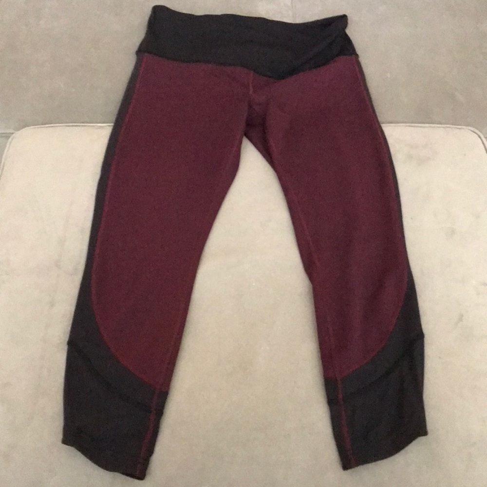 💯% Authentic Lululemon cropped pants